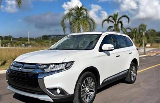 MITSUBISHI OUTLANDER 2.2 MIVEC DI-D DIESEL HPE-S AWD AUTOMÁTICO
